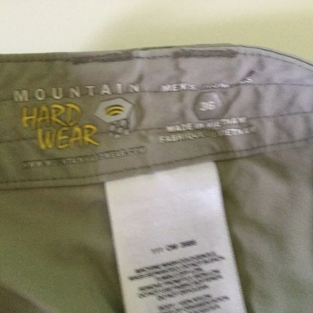 Mountain Hardwear Shorts Cargo Hiking Shorts Utility Size 36‎ Brown Beige